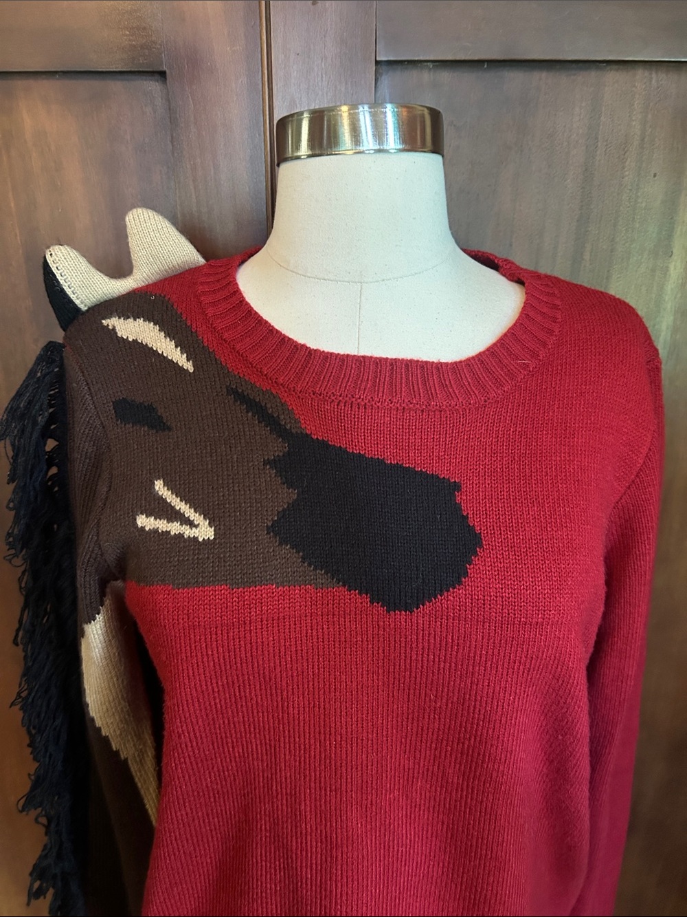 Rare Red Y2K Novelty Fringe Horse Sleeve Nuzzle Sweater M - Picture 2 of 9